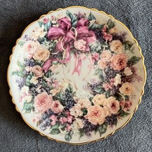 The Circle of Elegance by Lena Liu